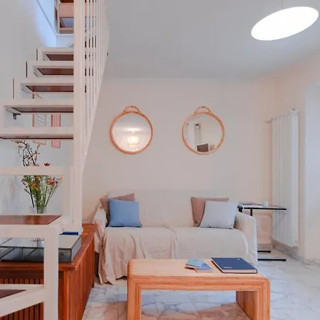 La Reggia - 5min From The Sea & Bike פורטה דיי מארמי